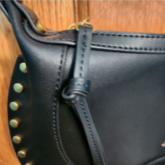 Oskan Moon Black Leather Crossbody - Picture 6 of 10